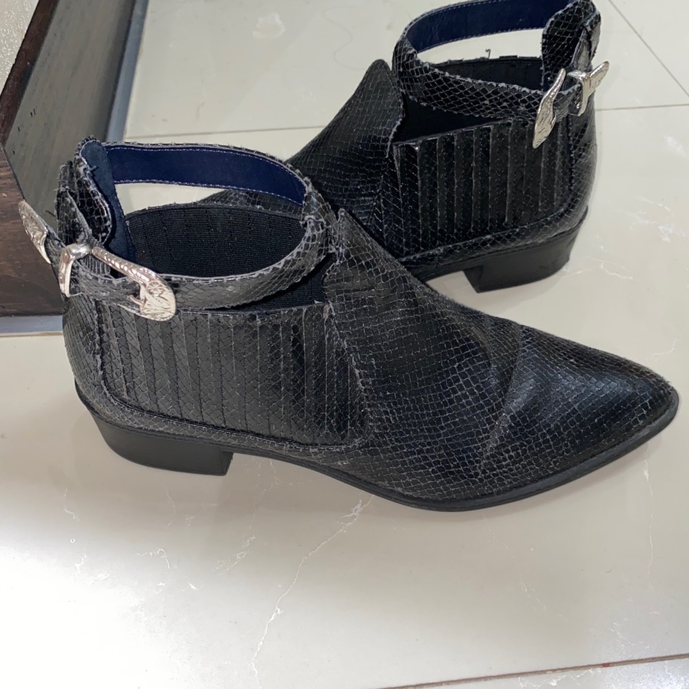 Vintage style croc print Zara booties